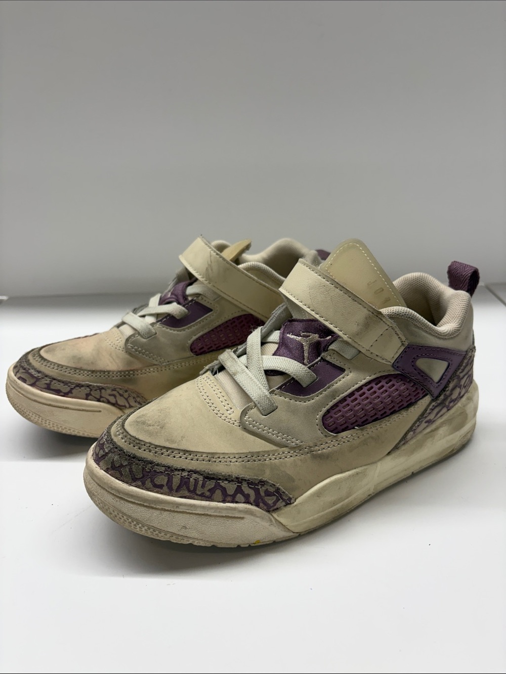Used Jordans Spizike Lows Youth Size 2